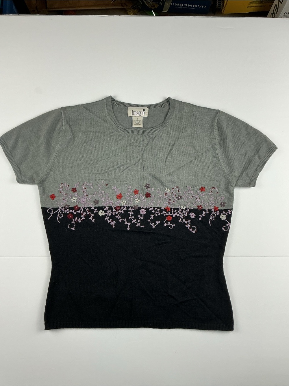 Two-Tone Gray & Black Floral Crewneck short sleeved sweater